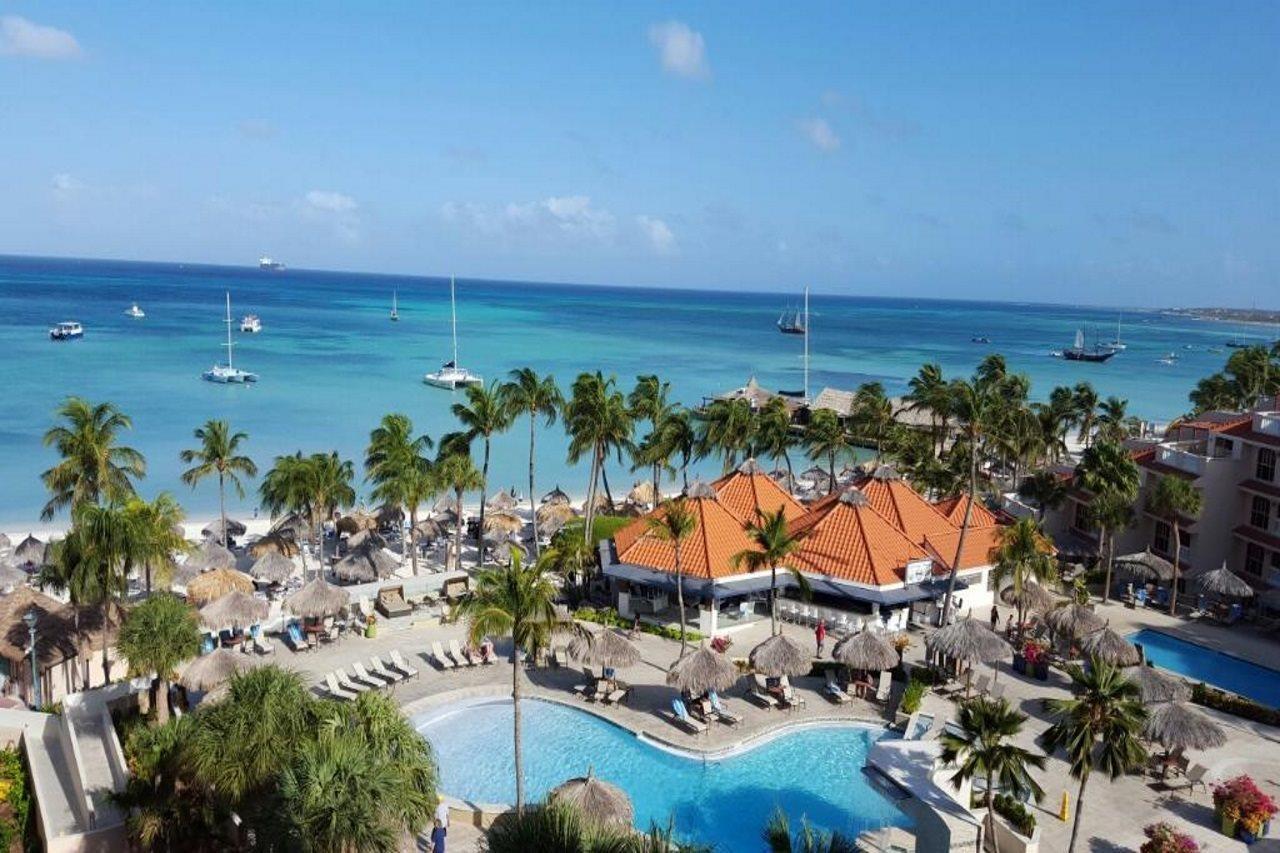 Playa Linda Beach Resort Palm Beach Exterior foto