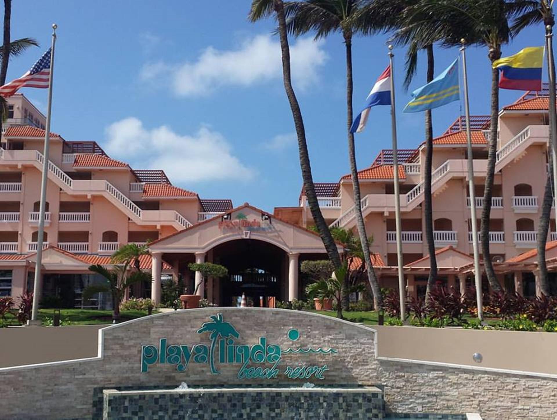 Playa Linda Beach Resort Palm Beach Exterior foto